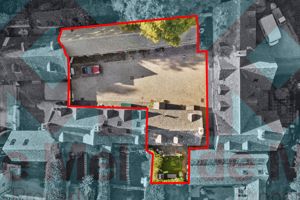 Photo 33- click for photo gallery